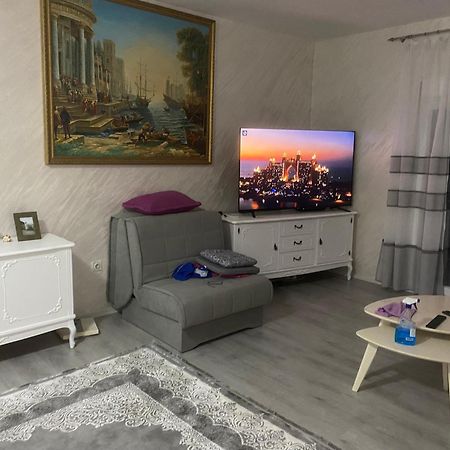 Apartman Lara 스베티스테판 외부 사진