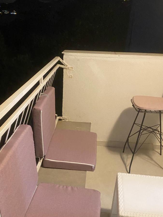 Apartman Lara 스베티스테판 외부 사진