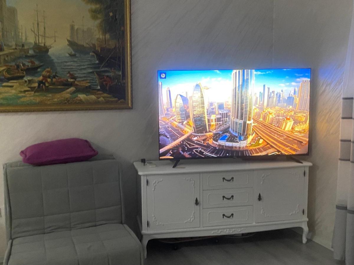 Apartman Lara 스베티스테판 외부 사진